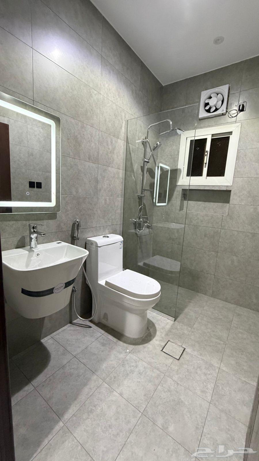 3 bedroom apartment in Al Hamdaniyah 21