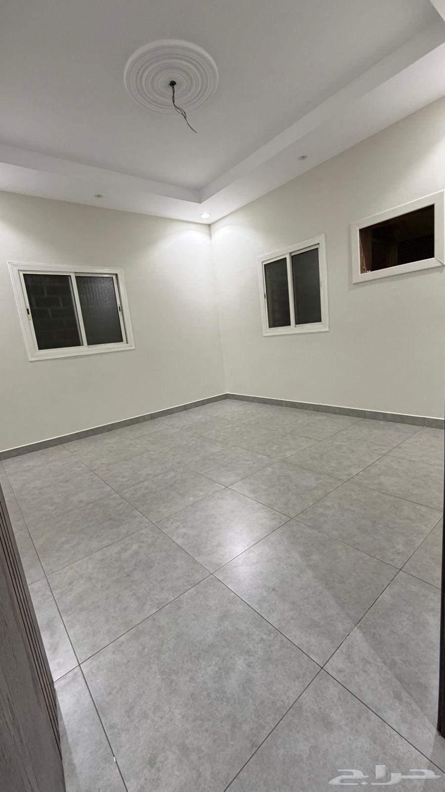 3 bedroom apartment in Al Hamdaniyah 22
