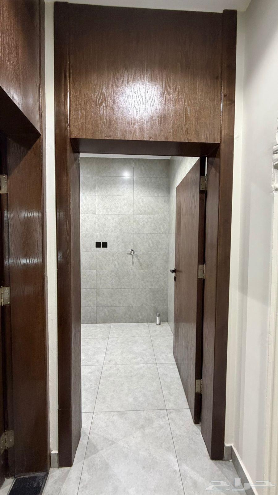 3 bedroom apartment in Al Hamdaniyah 5