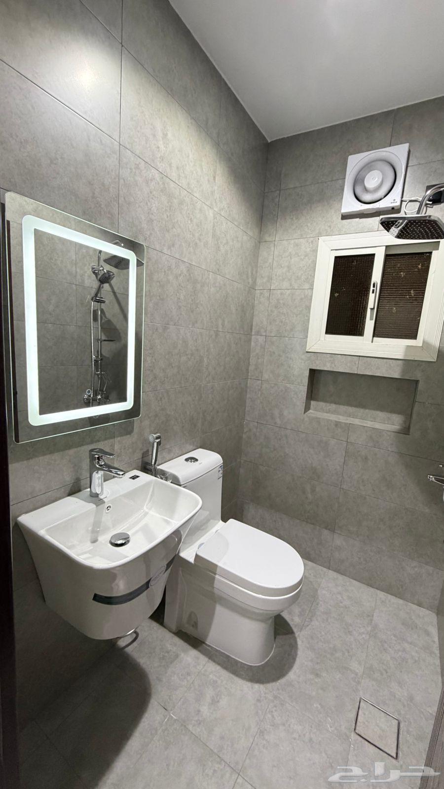 3 bedroom apartment in Al Hamdaniyah 7