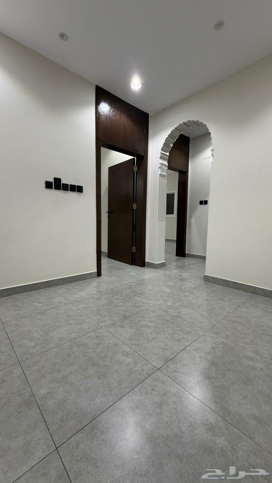 3 bedroom apartment in Al Hamdaniyah 10