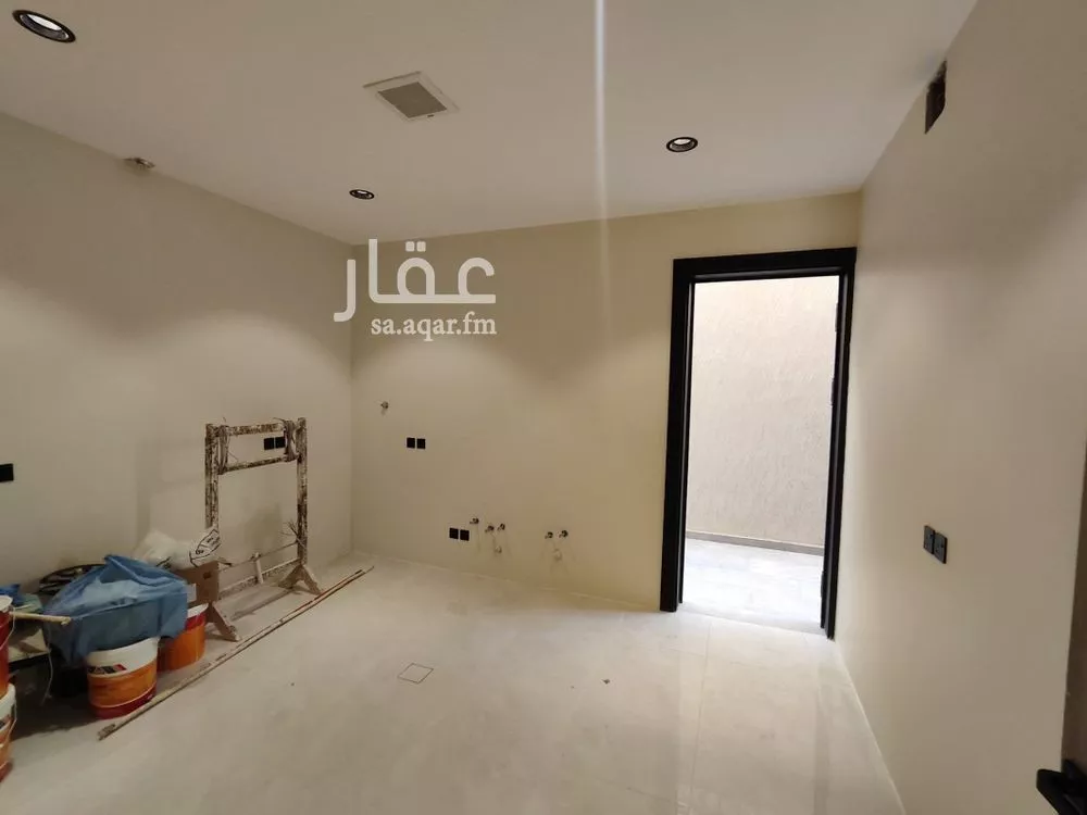 فيلا 5 غرف في العريجاء الغربية 16