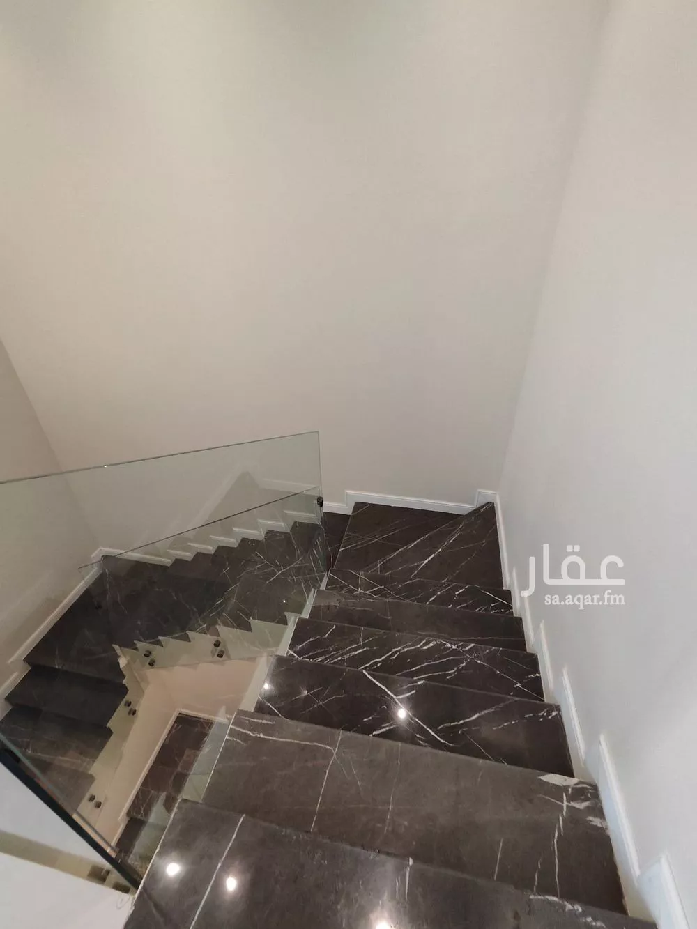 فيلا 5 غرف في العريجاء الغربية 18