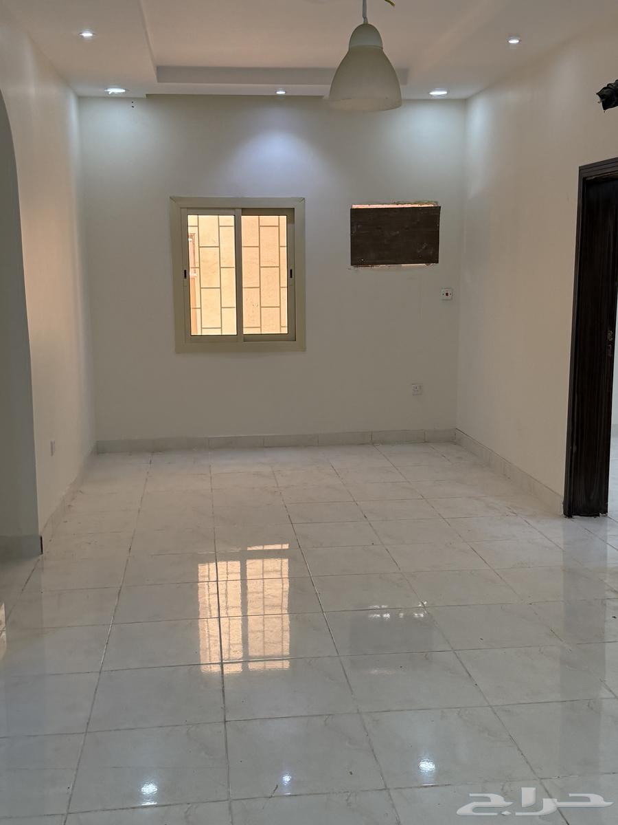 4 bedroom apartment in Al Bashaer 12