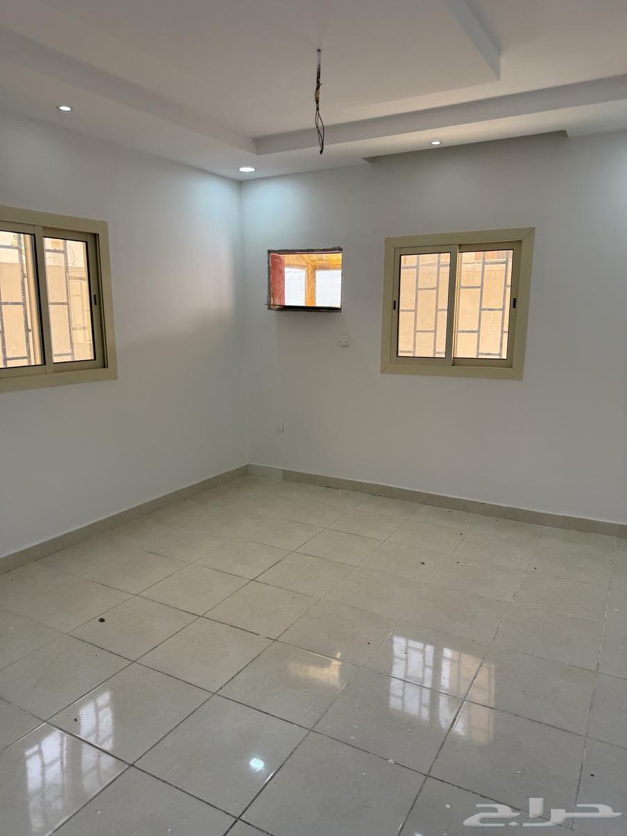 4 bedroom apartment in Al Bashaer 20