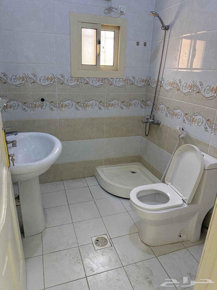 4 bedroom apartment in Al Bashaer 4
