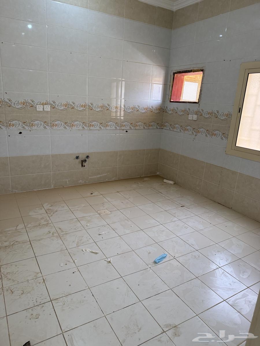 4 bedroom apartment in Al Bashaer 5