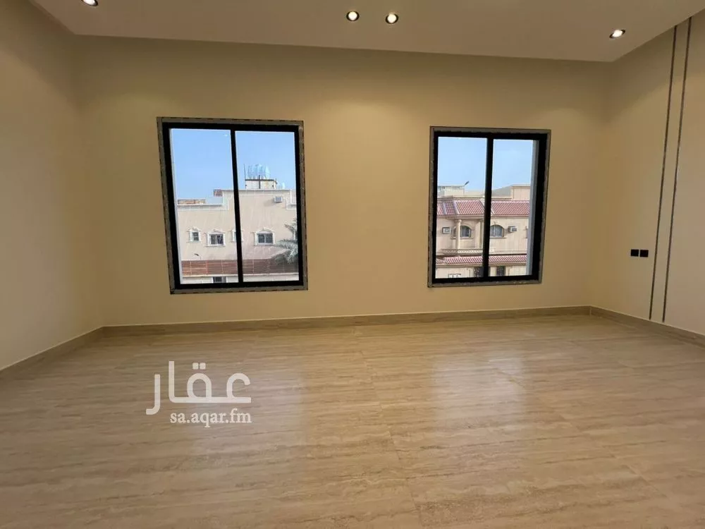 6 bedroom villa in Dhahrat Laban 12