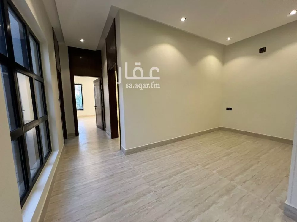 6 bedroom villa in Dhahrat Laban 15