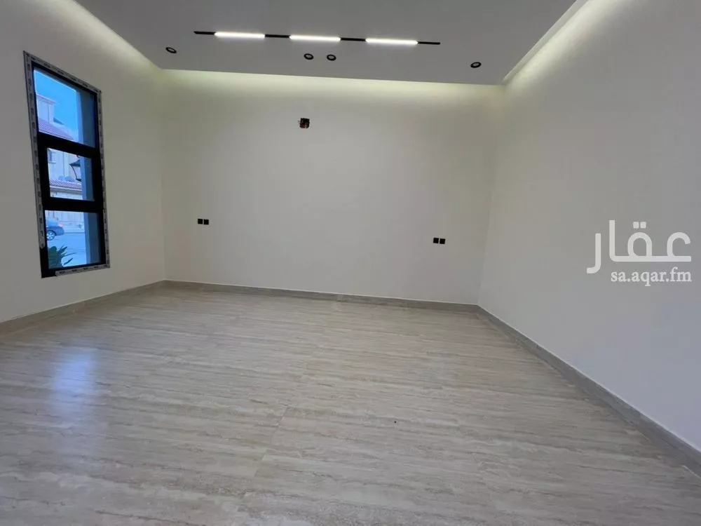 6 bedroom villa in Dhahrat Laban 5