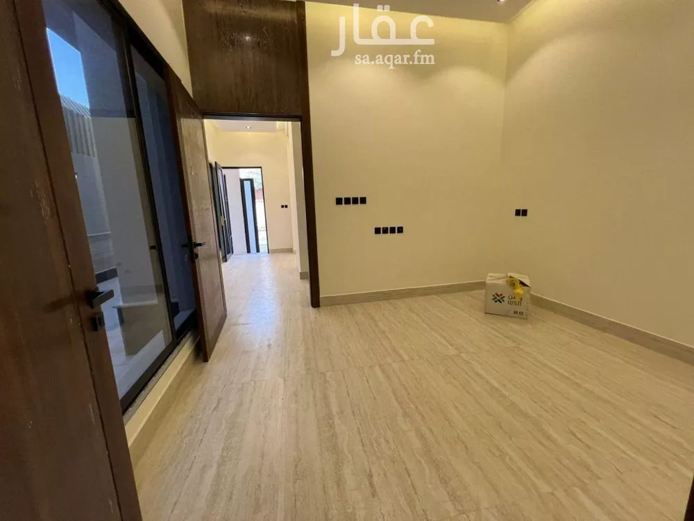 6 bedroom villa in Dhahrat Laban 9