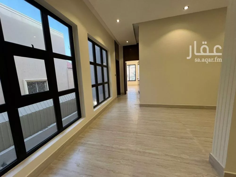 6 bedroom villa in Dhahrat Laban 10