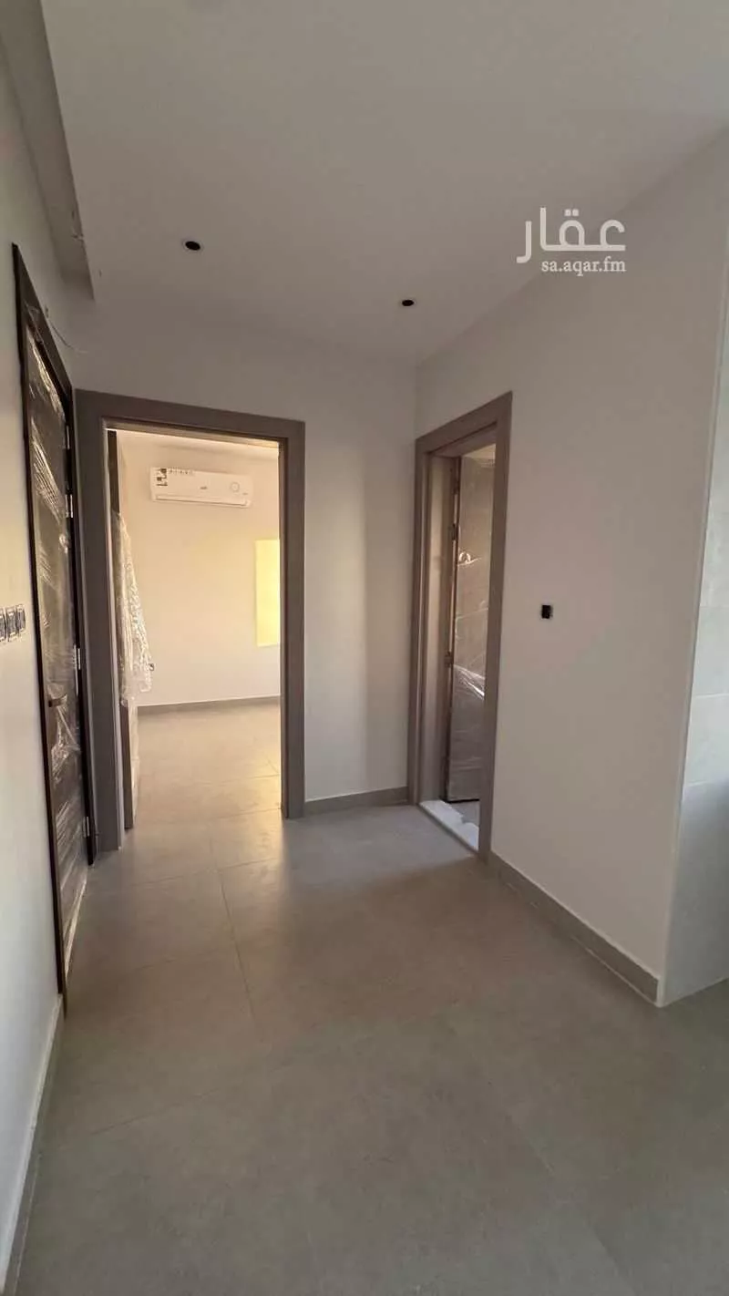 207 sqm building in Al Rabwa 5