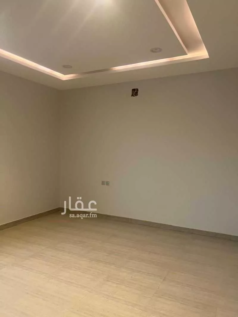 فيلا 8 غرف في الرمال 20