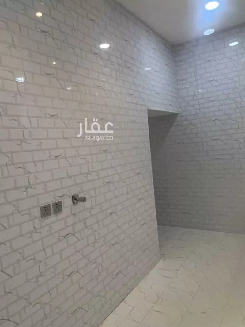 فيلا 8 غرف في الرمال 8