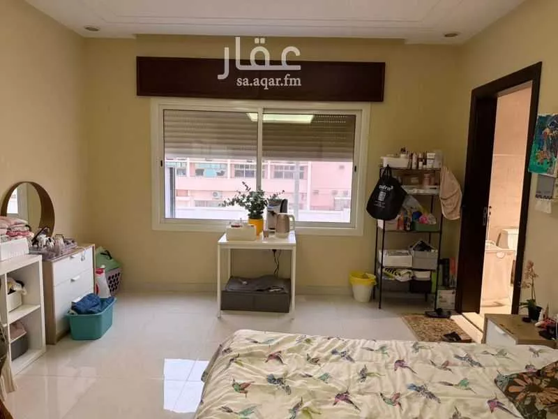 فيلا 4 غرف في العليا 9