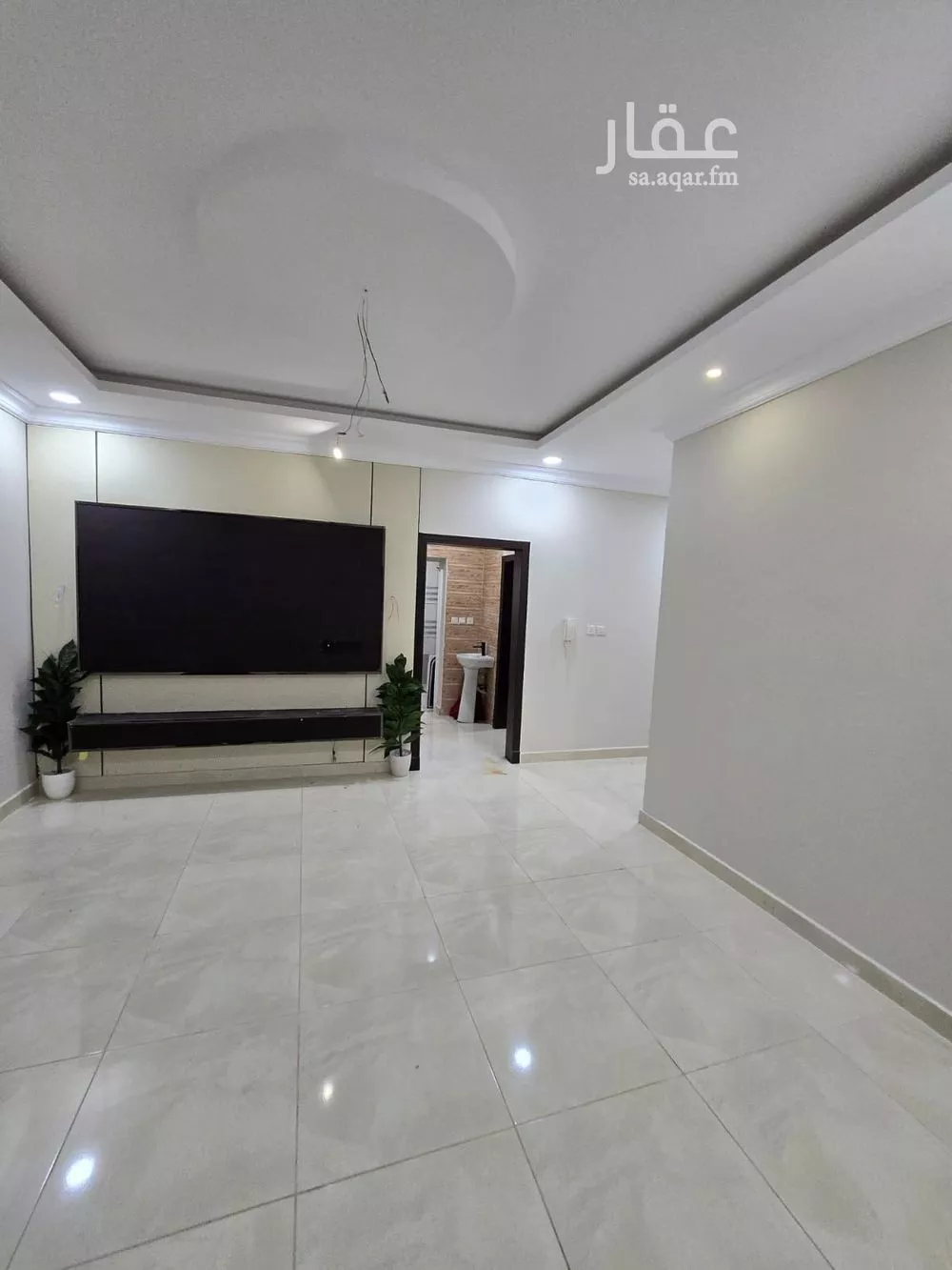 5 bedroom apartment in Dahiat King Fahd 12