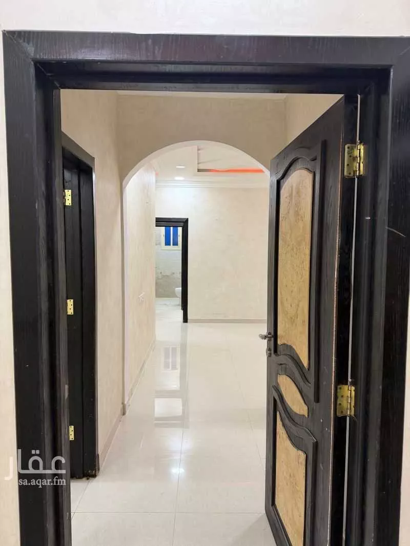 5 bedroom apartment in Dhahrat Laban 2