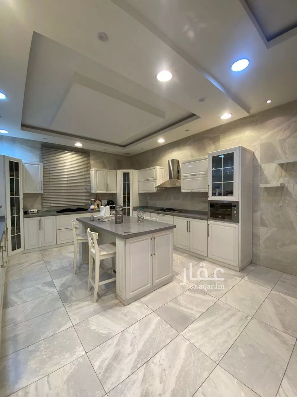 5 bedroom villa in Al Malqa 3