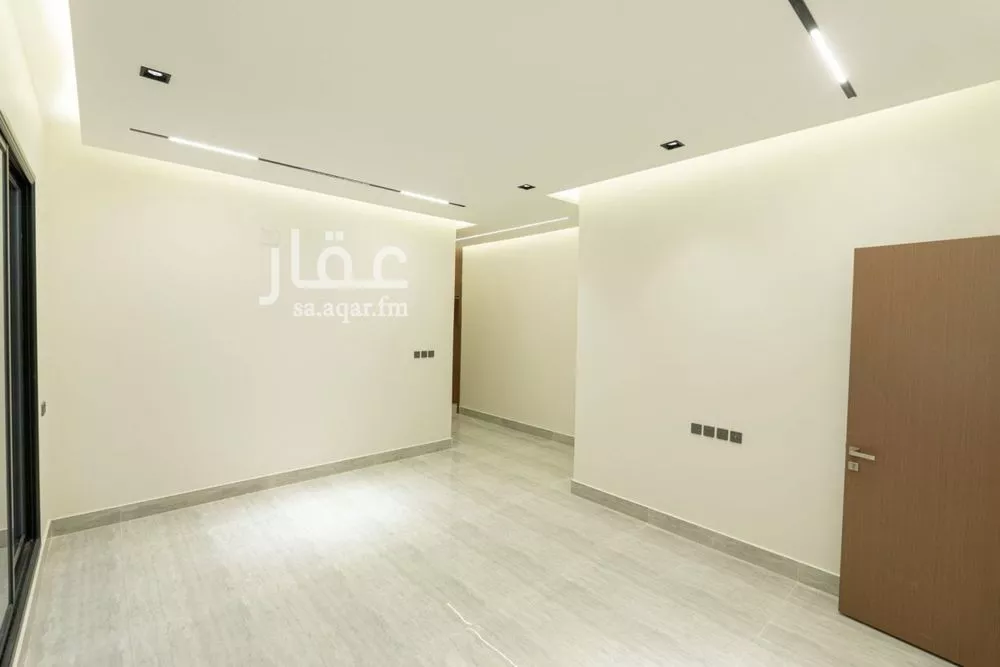 5 bedroom villa in Al Rimal 14