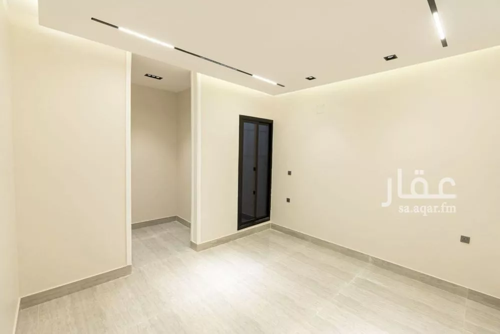5 bedroom villa in Al Rimal 17