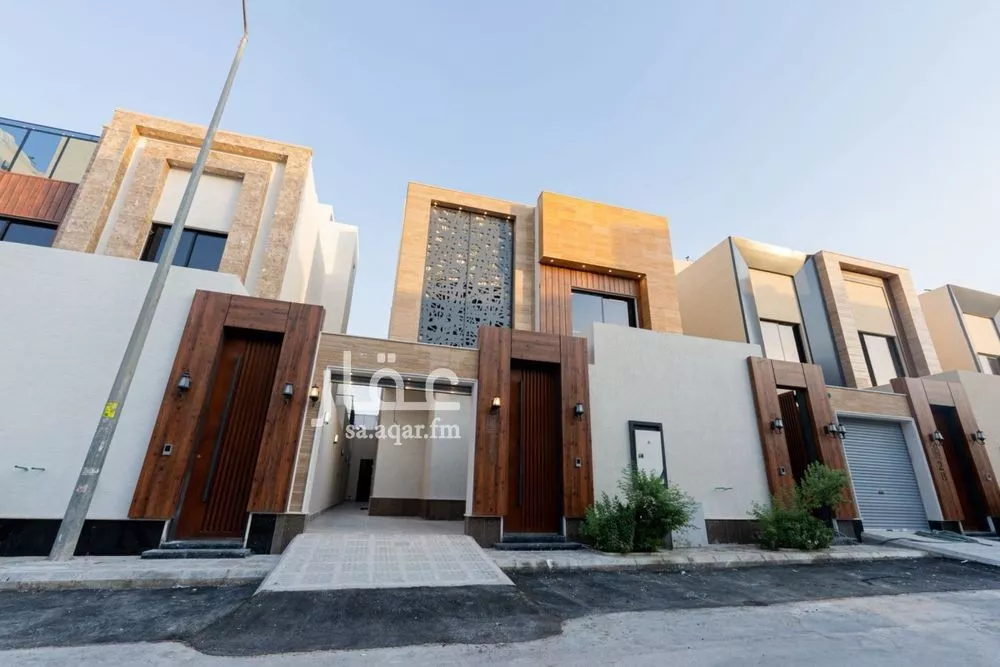 5 bedroom villa in Al Rimal 19