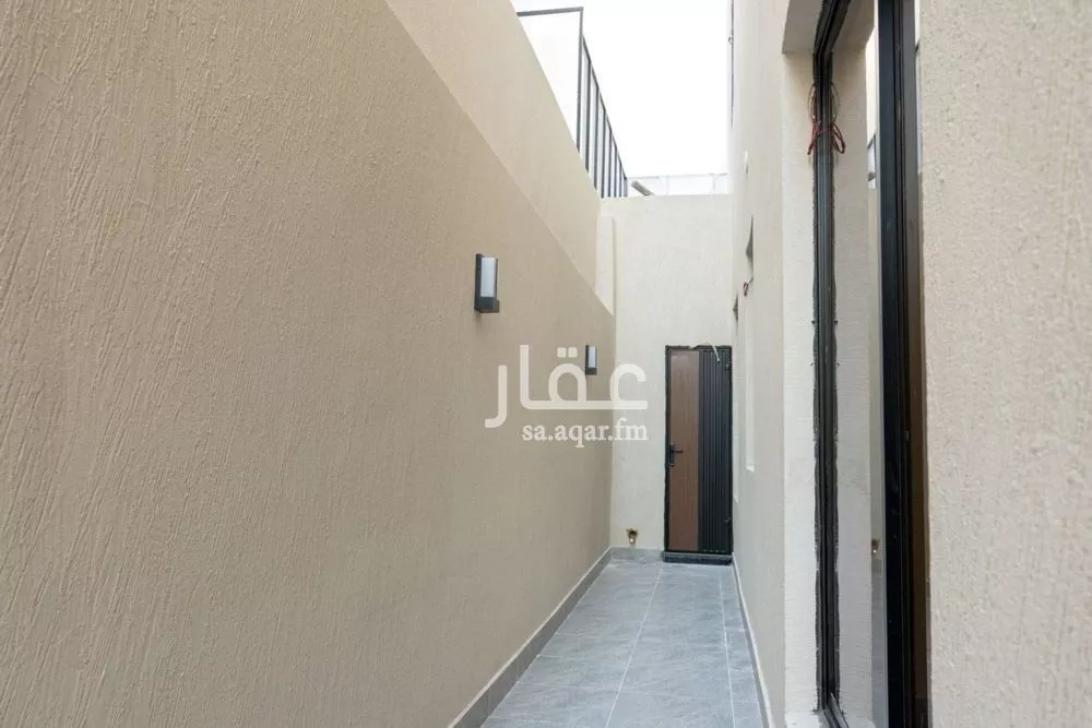 5 bedroom villa in Al Rimal 21