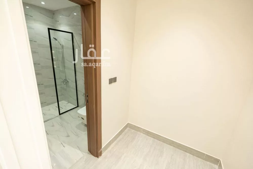 5 bedroom villa in Al Rimal 5
