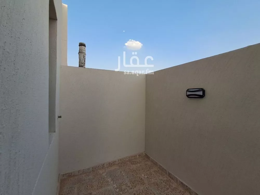 5 bedroom villa in Dhahrat Laban 16