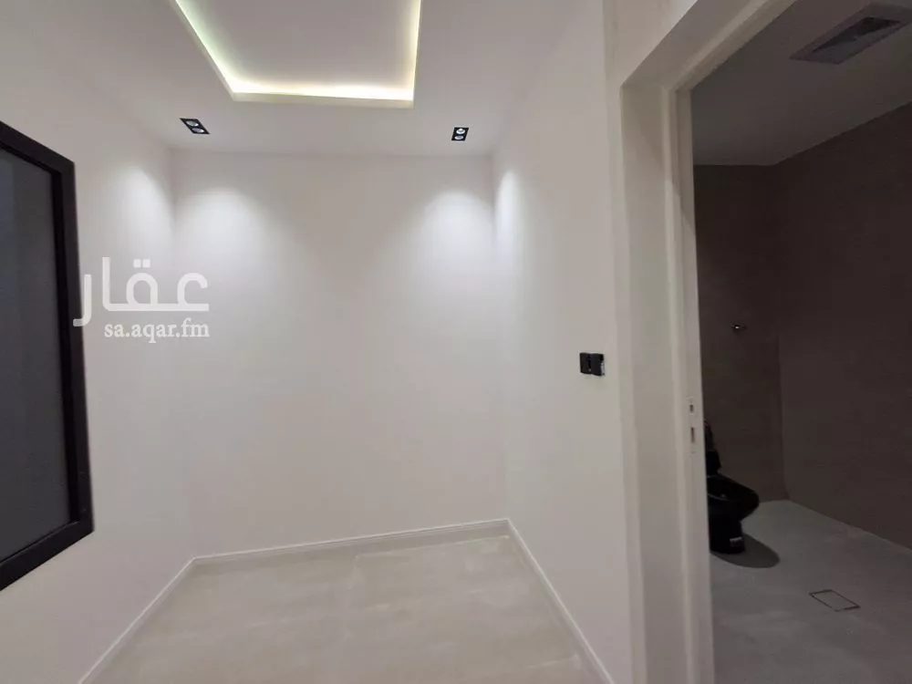 5 bedroom villa in Dhahrat Laban 20