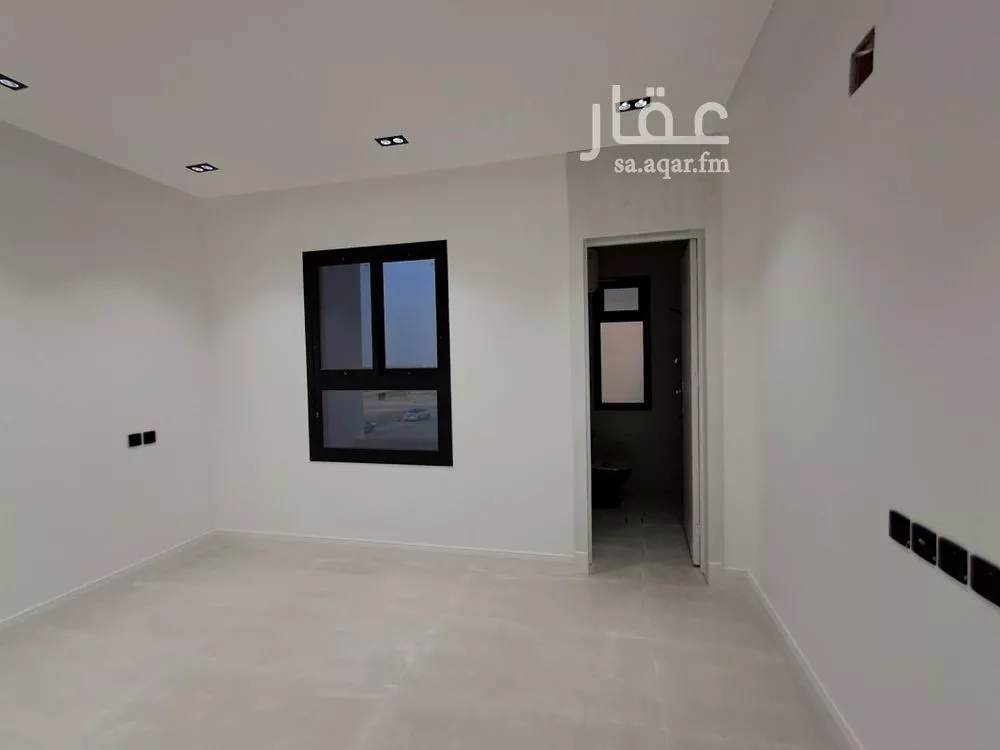 5 bedroom villa in Dhahrat Laban 8