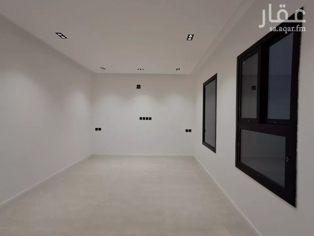 5 bedroom villa in Dhahrat Laban 10