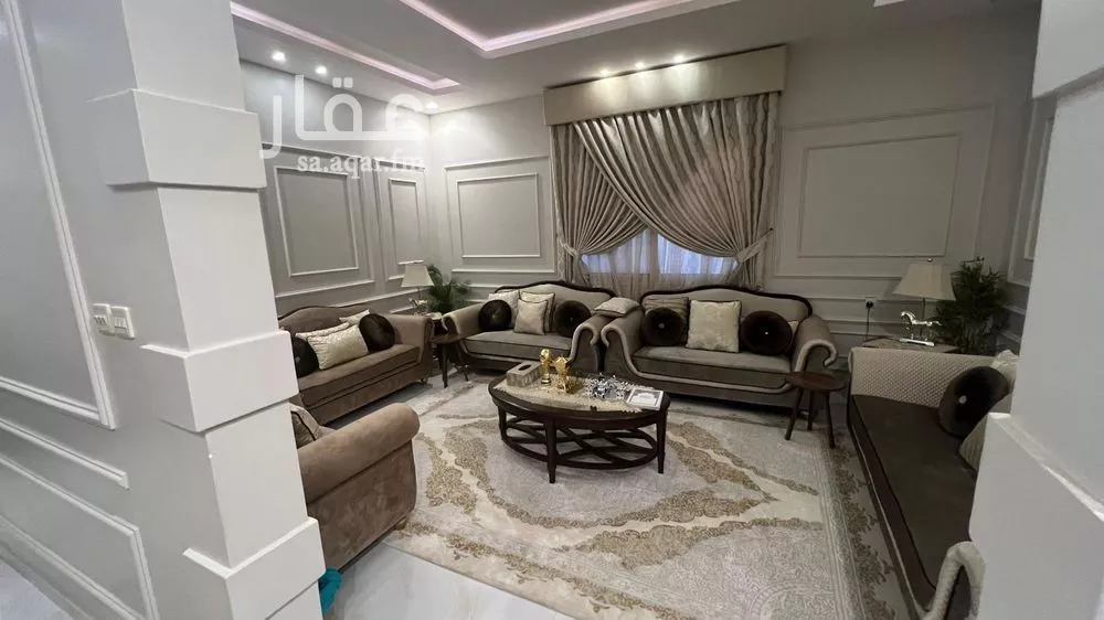 12 bedroom villa in Al Aridh 6
