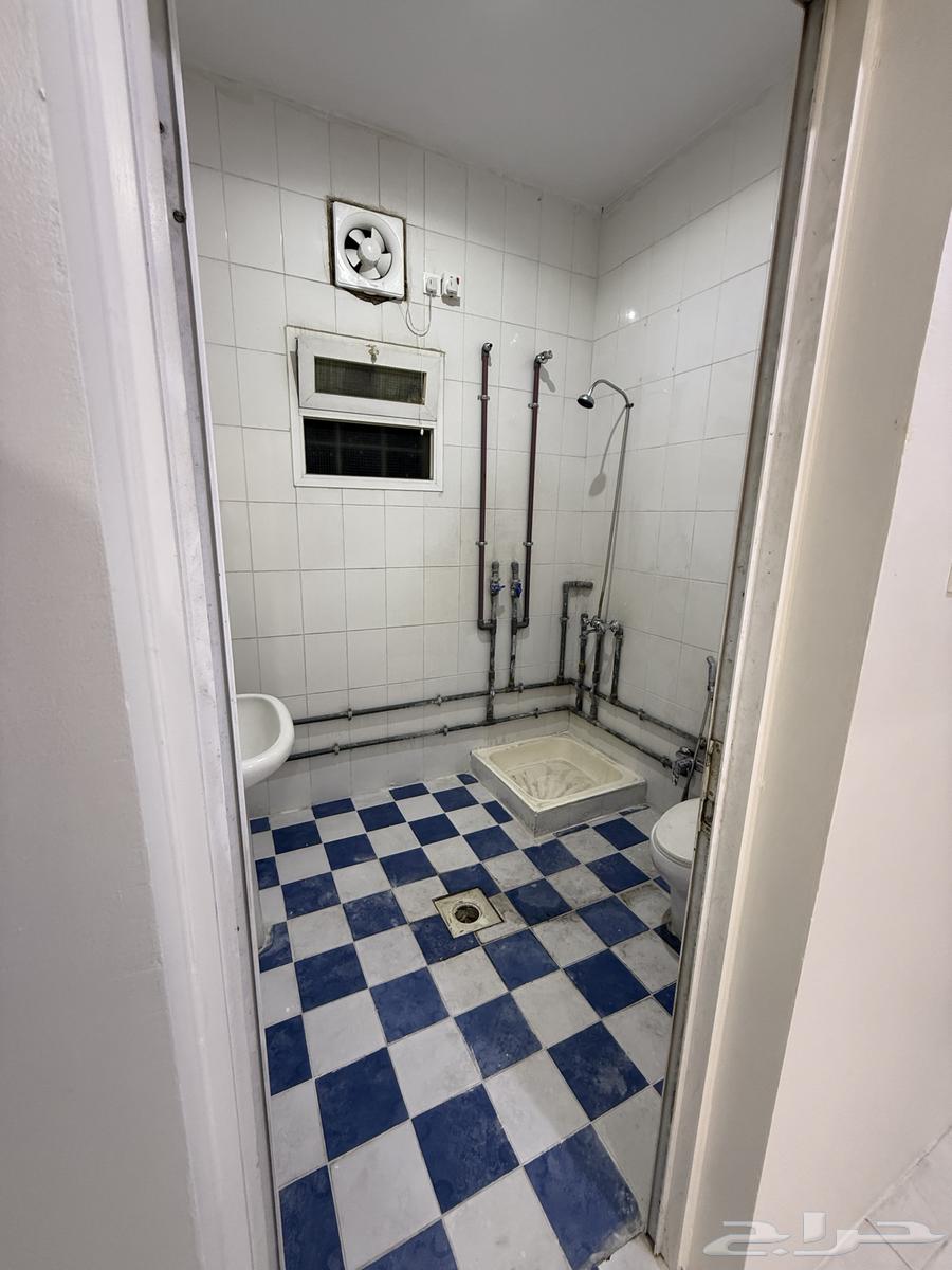 2 bedroom apartment in Al Khalidiyyah 3