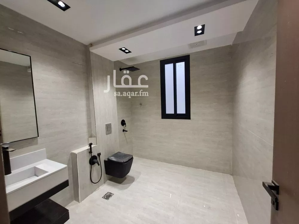 فيلا 6 غرف في طويق 11