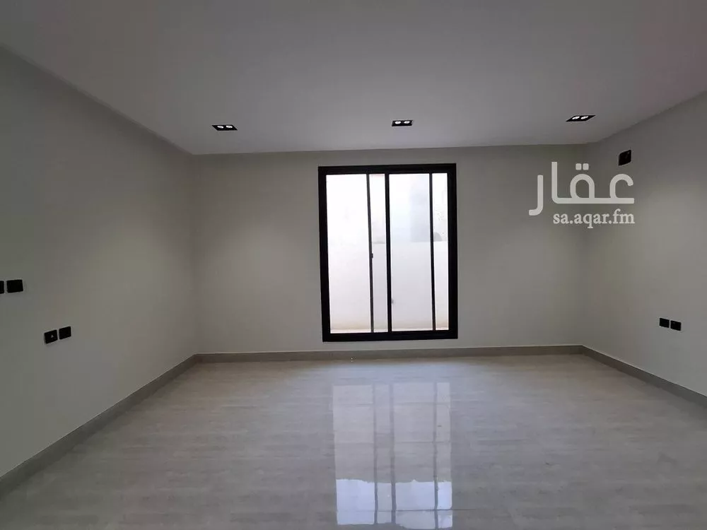 فيلا 6 غرف في طويق 18