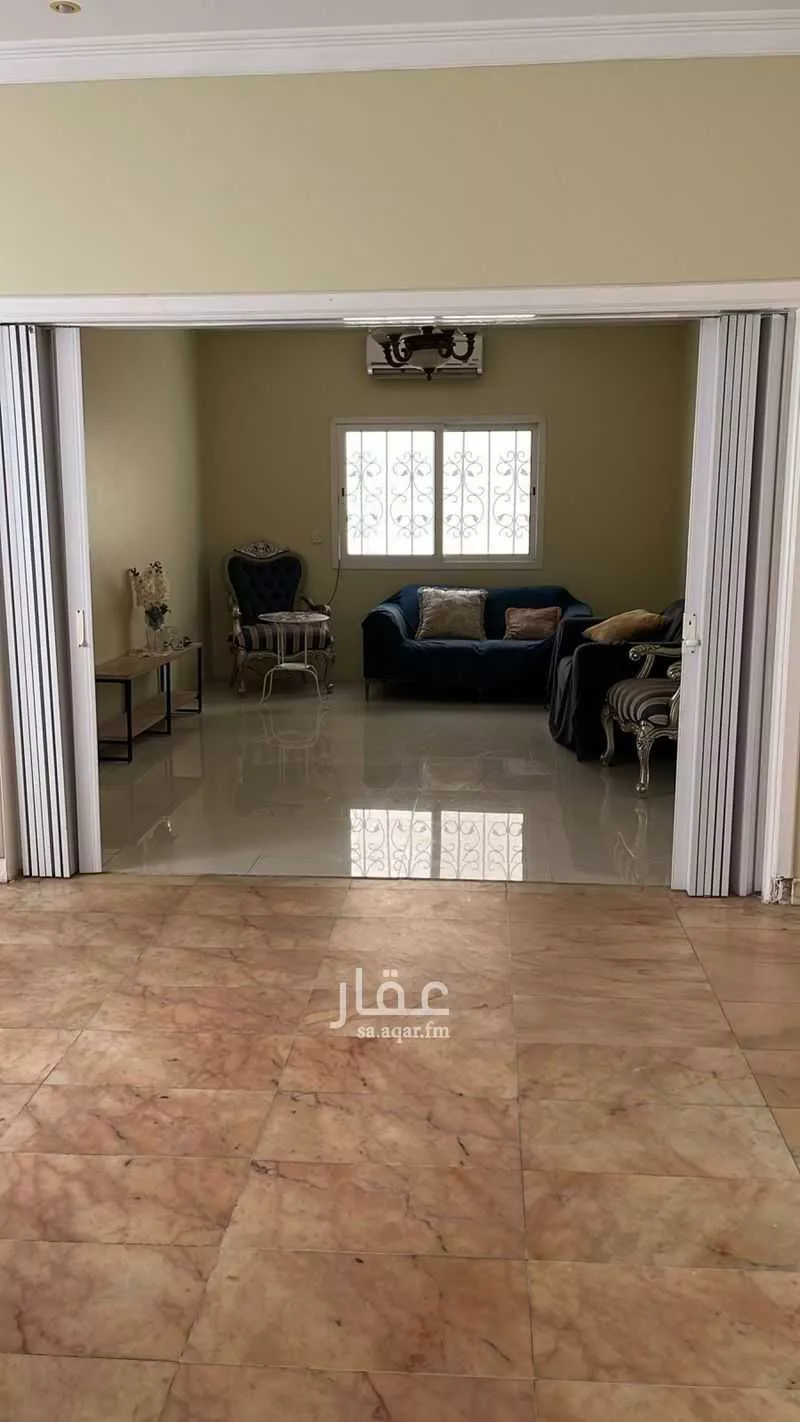 فيلا 4 غرف في التعاون 2