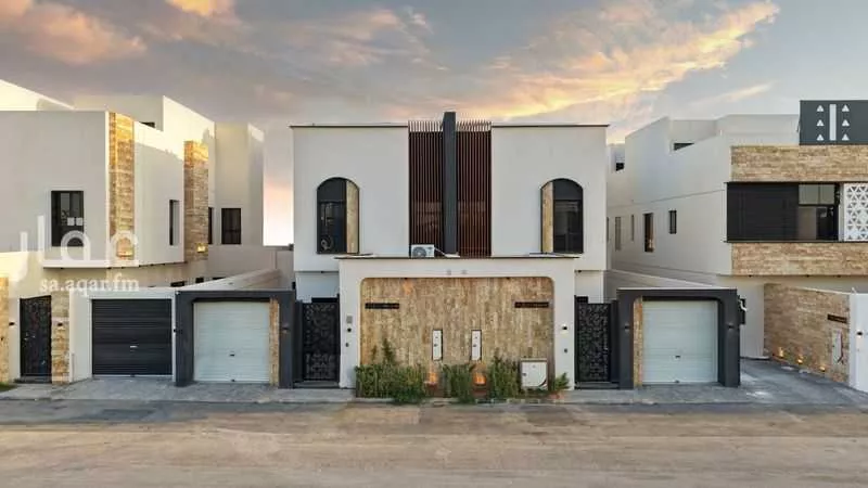 4 bedroom villa in Okaz 5