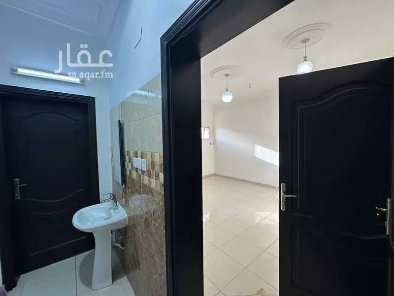3 bedroom apartment in Al Difa 7