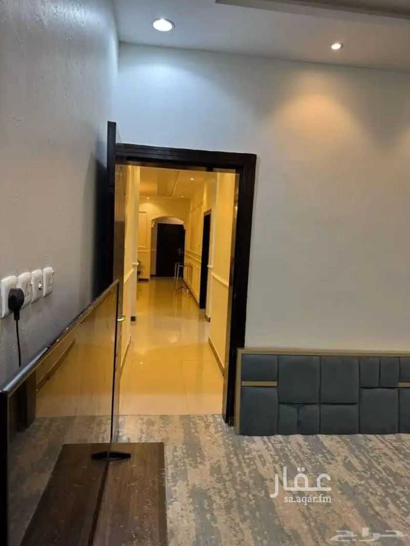 8 bedroom villa in Al Rimal 4