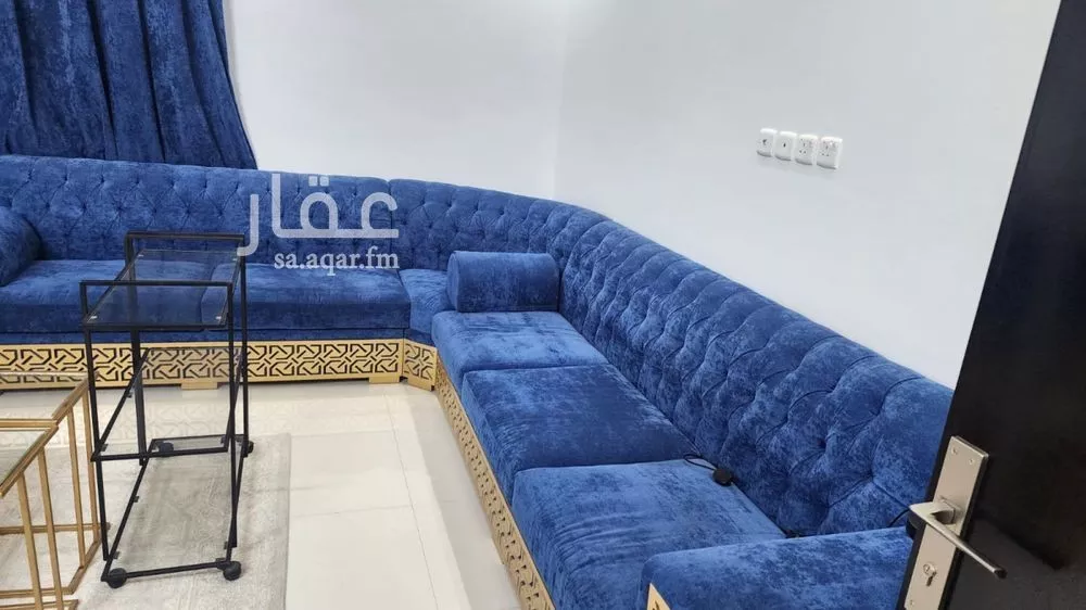6 bedroom villa in Al Khaleej 10
