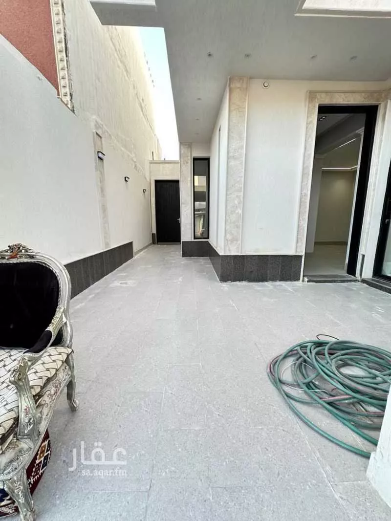 6 bedroom villa in Al Uraija Al Gharbiyah 17