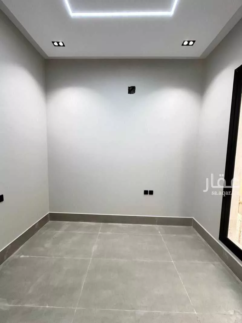 6 bedroom villa in Al Uraija Al Gharbiyah 3