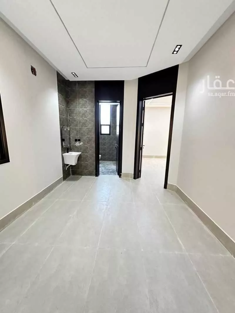6 bedroom villa in Al Uraija Al Gharbiyah 5