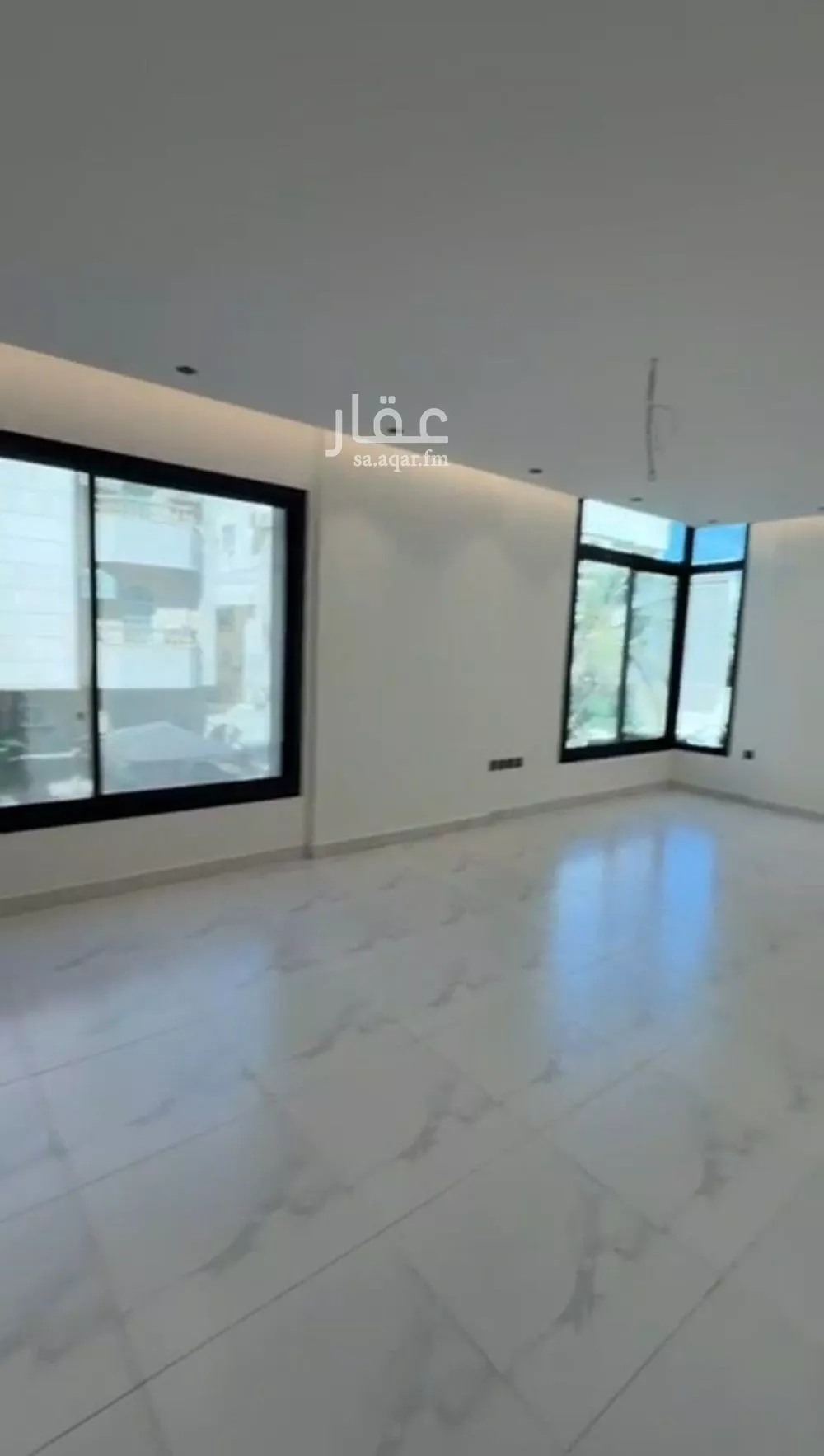3 bedroom apartment in Al Rawdah 7
