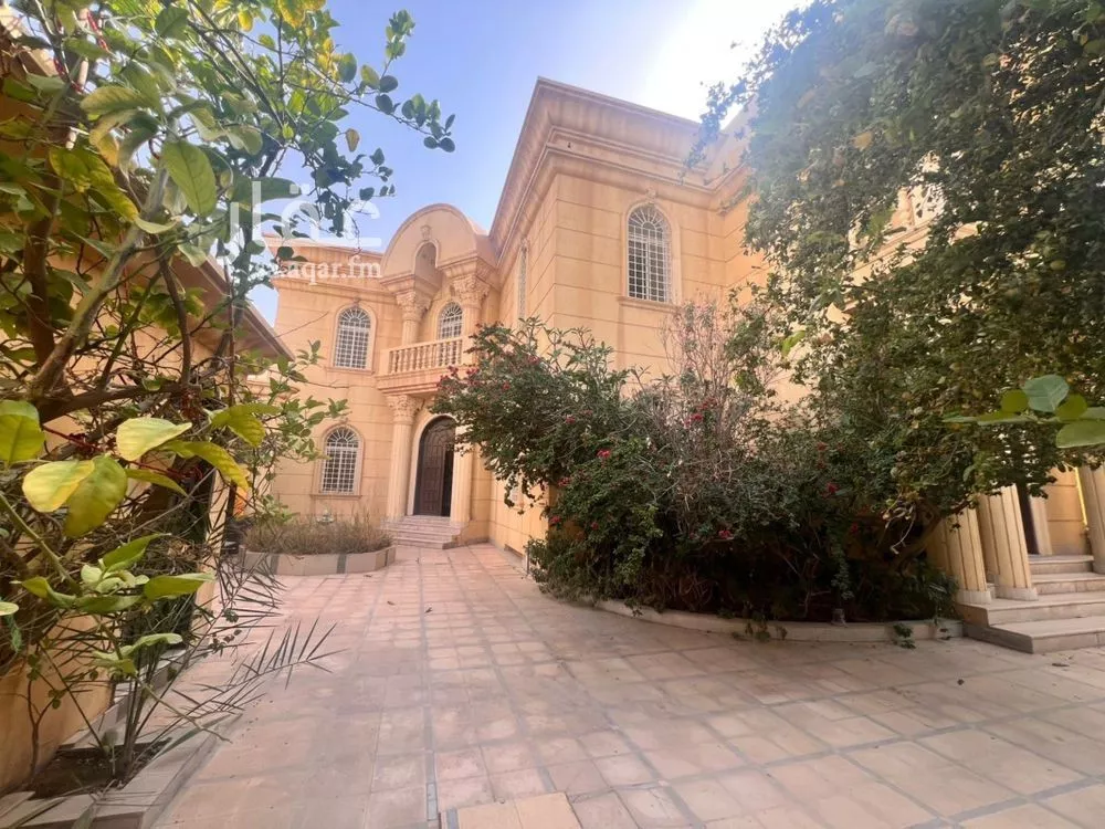 فيلا 7 غرف في النخيل 4