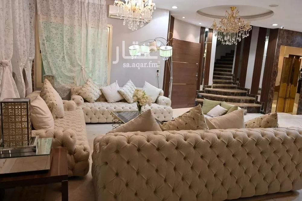 25 bedroom villa in Dhahrat Laban 5
