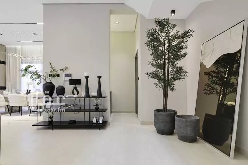 5 bedroom villa in Okaz 21