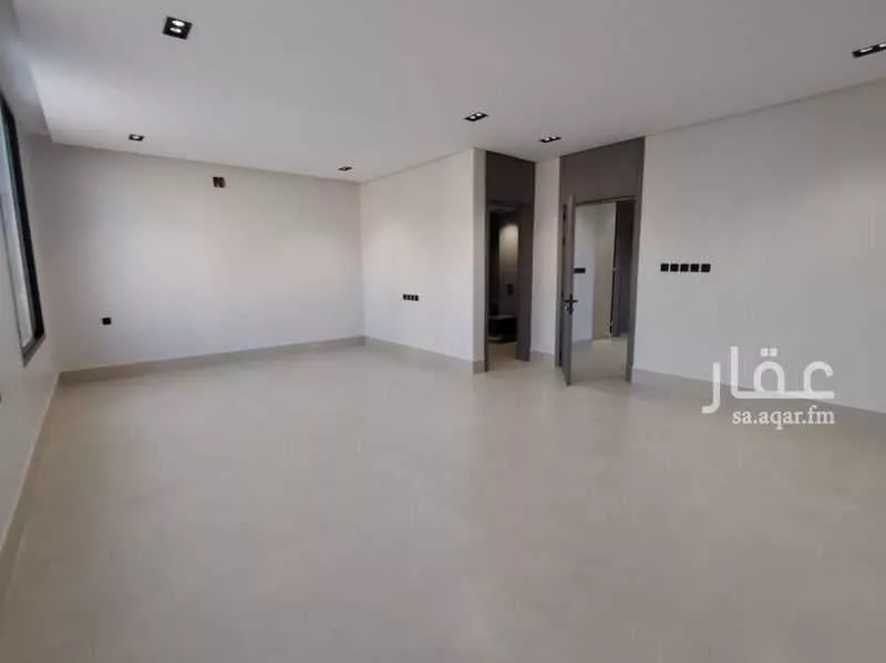 6 bedroom villa in Al Uraija Al Gharbiyah 17
