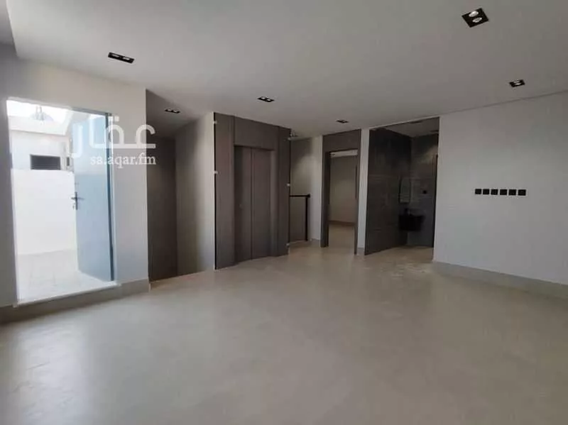6 bedroom villa in Al Uraija Al Gharbiyah 20